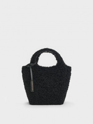 Charles & Keith Arlys Furry Tote Bag Siyah | ZIVY-39284