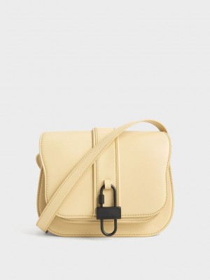 Charles & Keith Balta Padlock Crossbody Bag Bej Rengi | ILKA-75648