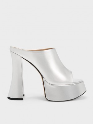 Charles & Keith Delphine Deri Metallic Platform Mules Gümüş | ZYLD-35620