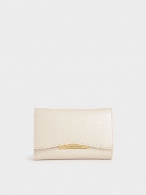 Charles & Keith Metallic Accent Kısa Wallet Pearl | TQAC-13290