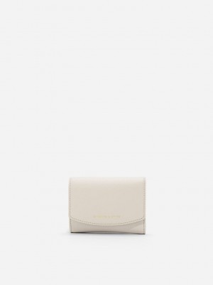 Charles & Keith Mini Front Flap Wallet Beyaz | PFRU-79534