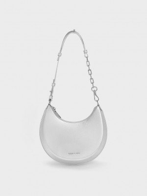 Charles & Keith Olivia Metallic Moon Bag Gümüş | GMKH-68412