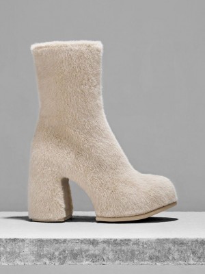Charles & Keith Pixie Furry Platform Ankle Boots Bej Rengi | YSRZ-84935