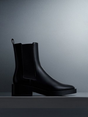 Charles & Keith Pull-Tab Chelsea Boots Siyah | BDOJ-47835