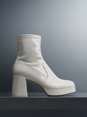 Charles & Keith Rugan Crinkle-Effect Block-Heel Boots Bej Rengi | ZSPJ-35167
