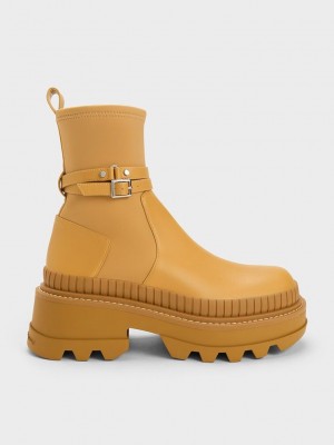 Charles & Keith Slip-On Platform Ankle Boots Hardal Sarısı | JOYM-92150