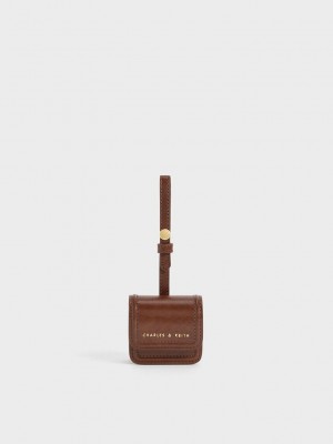 Charles & Keith Stitch-Trim AirPods Pouch Koyu Kahverengi | XFSW-32487